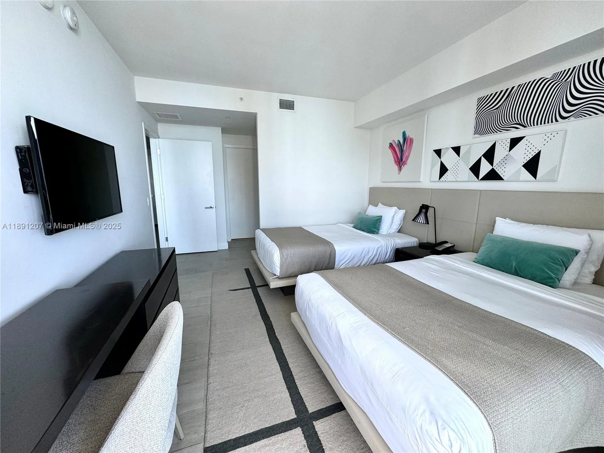 4010 S Ocean Drive Hollywood FL 33019