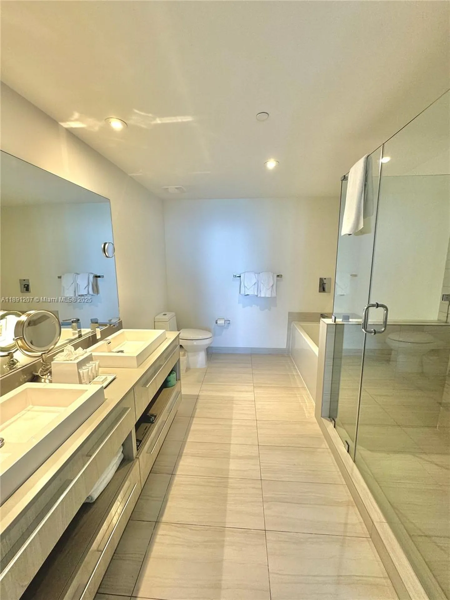 4010 S Ocean Drive Hollywood FL 33019