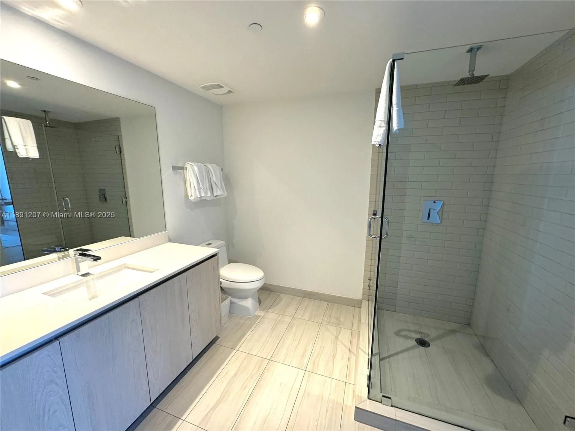 4010 S Ocean Drive Hollywood FL 33019