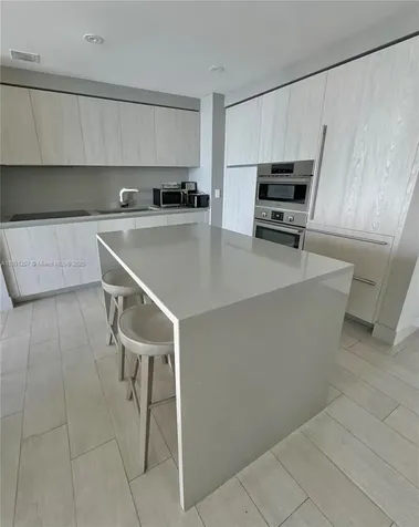 4010 S Ocean Drive Hollywood FL 33019