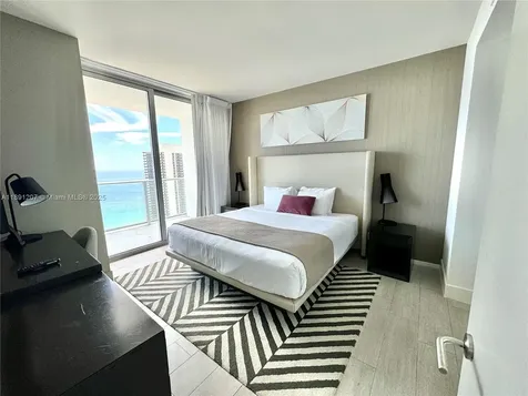 4010 S Ocean Drive Hollywood FL 33019