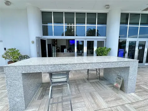 4010 S Ocean Drive Hollywood FL 33019