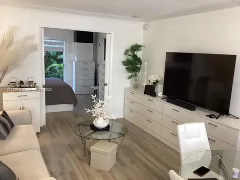 3133 S Ocean Drive Hallandale Beach FL 33009