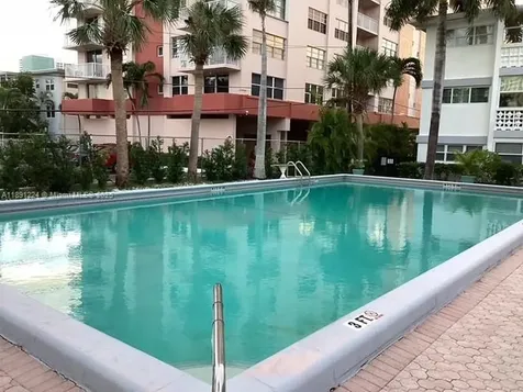 3133 S Ocean Drive Hallandale Beach FL 33009