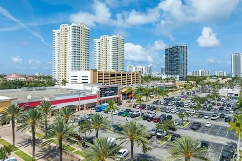 3133 S Ocean Drive Hallandale Beach FL 33009