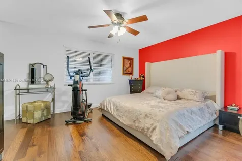9059 SW 133rd Court Miami FL 33186