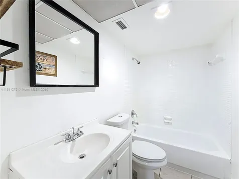 12500 NE 15th Avenue North Miami FL 33161