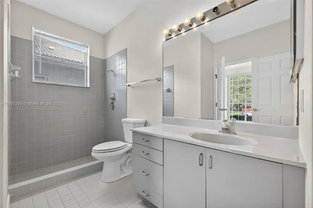 3704 High Pine Drive Coral Springs FL 33065