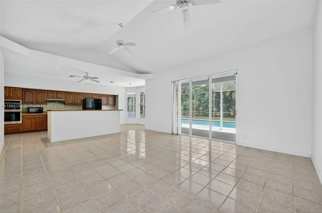3704 High Pine Drive Coral Springs FL 33065