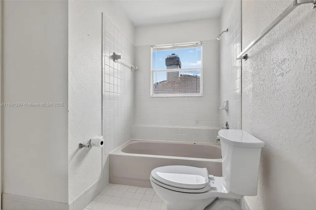 3704 High Pine Drive Coral Springs FL 33065