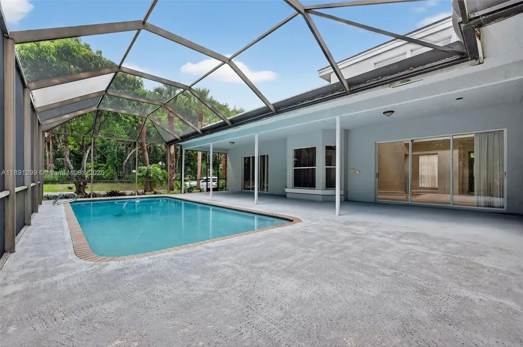 3704 High Pine Drive Coral Springs FL 33065