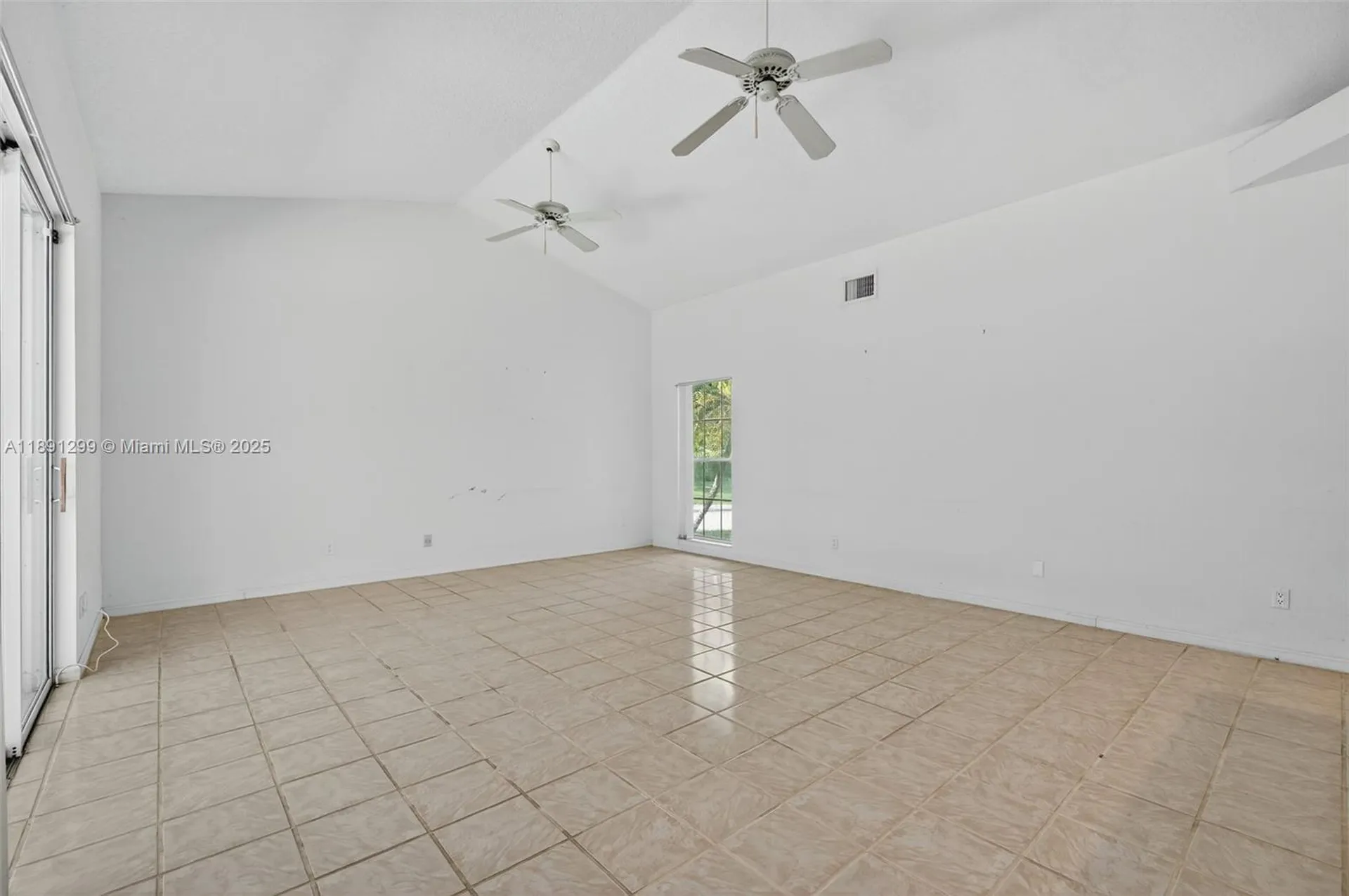 3704 High Pine Drive Coral Springs FL 33065