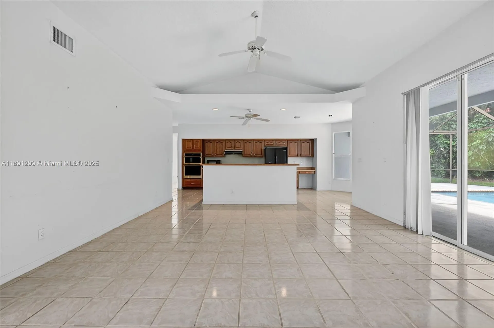 3704 High Pine Drive Coral Springs FL 33065