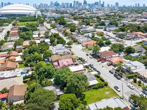 1881 NW 4th Street Miami FL 33125