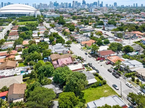 1881 NW 4th Street Miami FL 33125