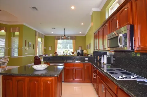 4240 SW 131st Avenue Davie FL 33330