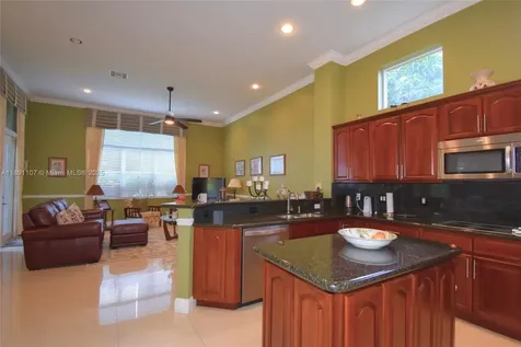 4240 SW 131st Avenue Davie FL 33330