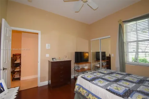 4240 SW 131st Avenue Davie FL 33330