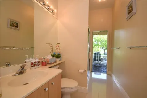 4240 SW 131st Avenue Davie FL 33330