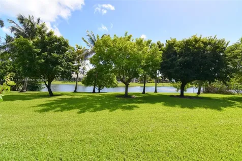 4240 SW 131st Avenue Davie FL 33330
