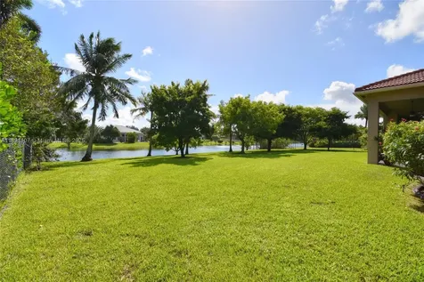 4240 SW 131st Avenue Davie FL 33330