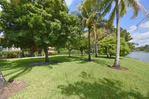 4240 SW 131st Avenue Davie FL 33330