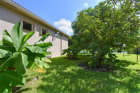 4240 SW 131st Avenue Davie FL 33330