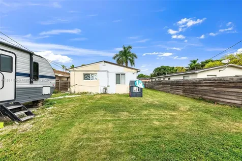 110 NE 9th Court Homestead FL 33030