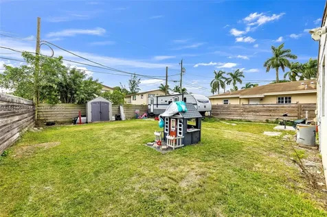 110 NE 9th Court Homestead FL 33030