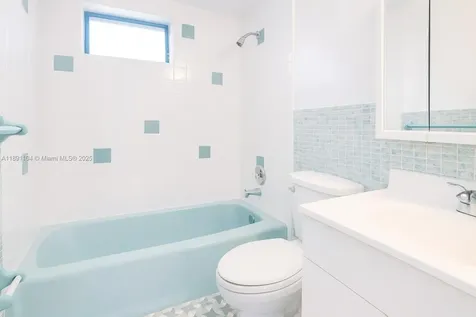 1662 Lincoln Court Miami Beach FL 33139