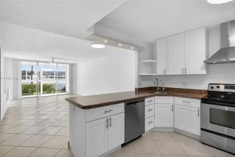 3150 N Course Lane Pompano Beach FL 33069