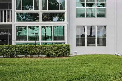 3150 N Course Lane Pompano Beach FL 33069