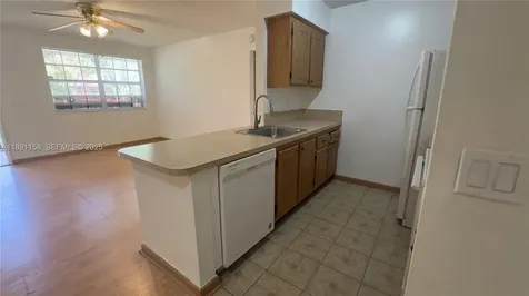 10480 NW 8th Street Pembroke Pines FL 33026