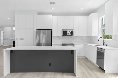 4629 Mariners Cove Drive Wellington FL 33449