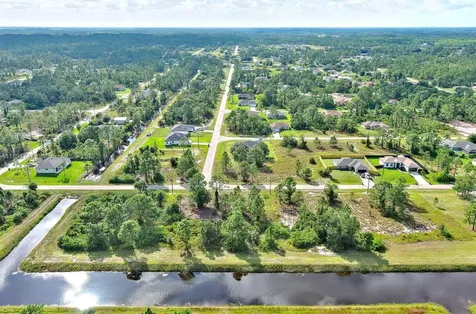 745 Troy Avenue Lehigh Acres FL 33974