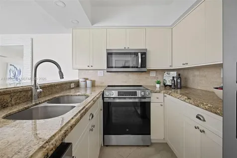 650 West Avenue Miami Beach FL 33139