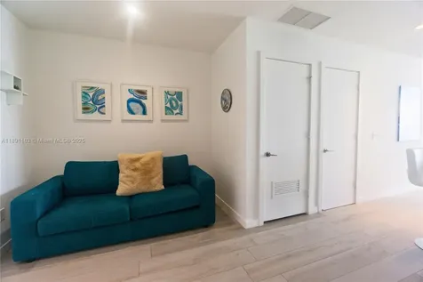 480 NE 31st Street Miami FL 33137