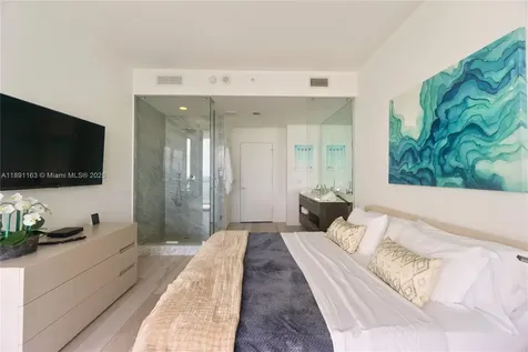 480 NE 31st Street Miami FL 33137