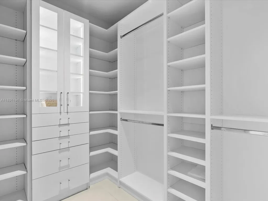 1736 SE 14th Street Fort Lauderdale FL 33316