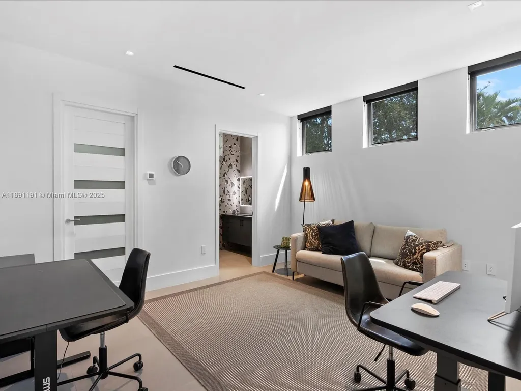 1736 SE 14th Street Fort Lauderdale FL 33316