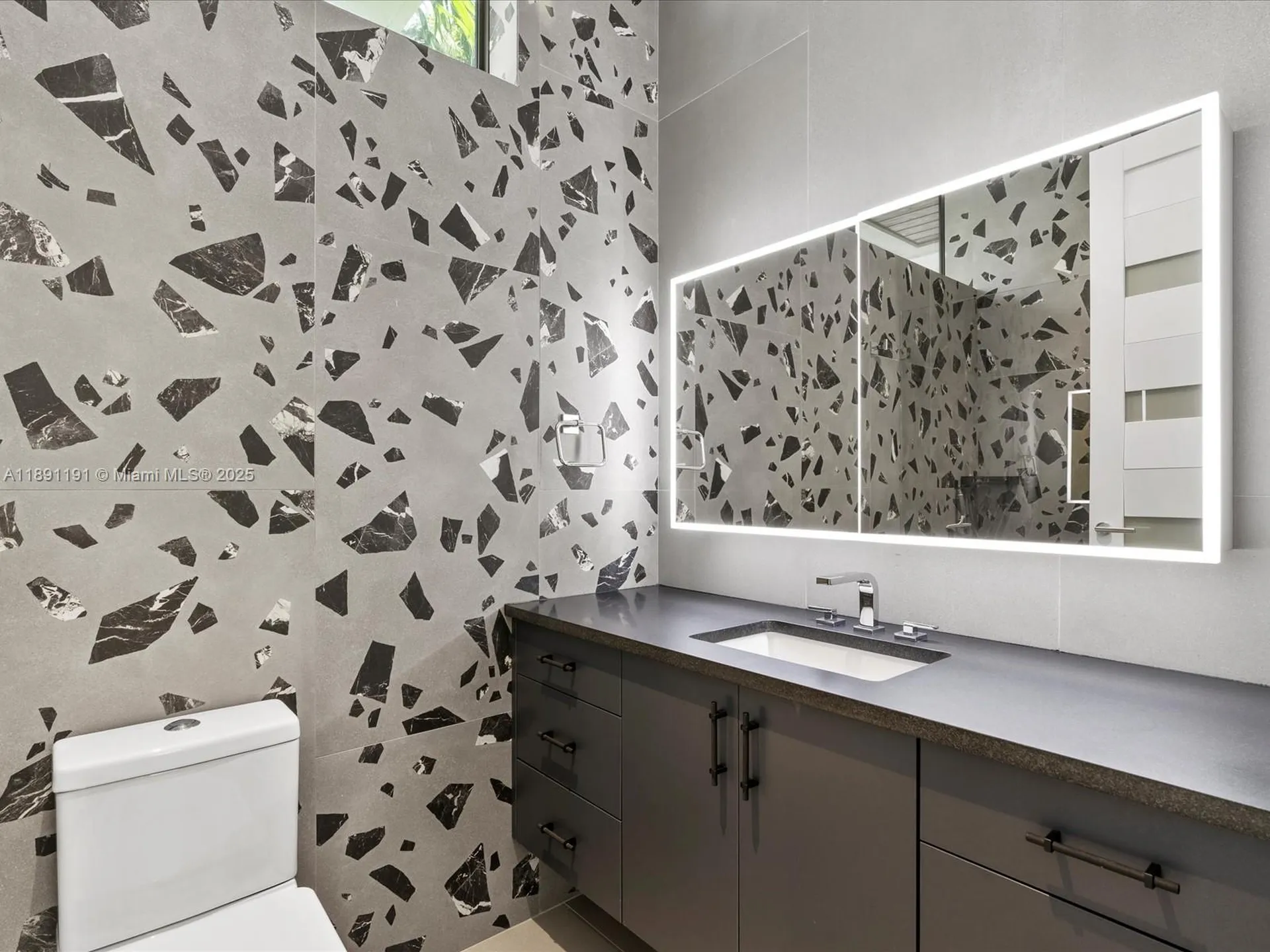 1736 SE 14th Street Fort Lauderdale FL 33316