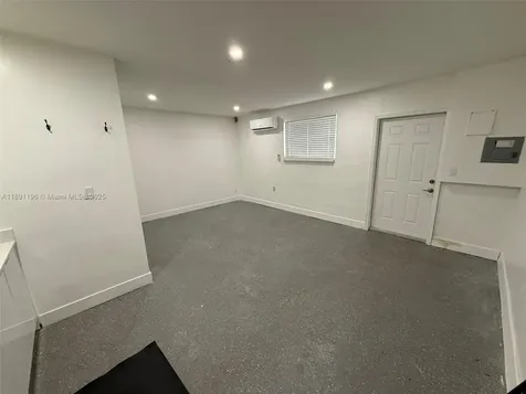 4300 NW 3rd Court Plantation FL 33317