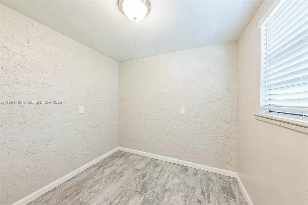 10108 S Windtree Lane S Boca Raton FL 33428