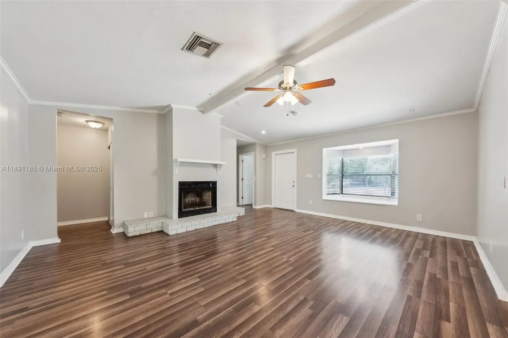 10108 S Windtree Lane S Boca Raton FL 33428