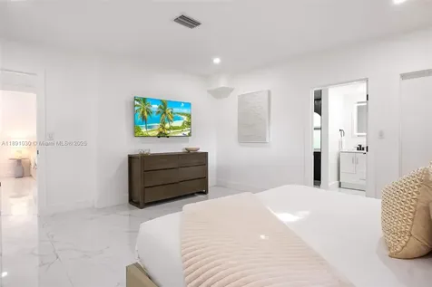 1651 SW 13th Avenue Miami FL 33145