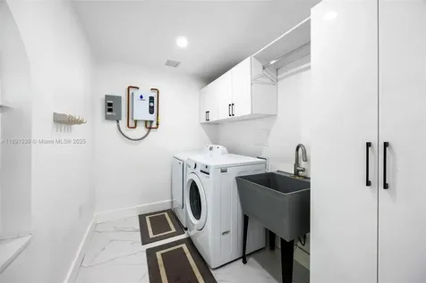 1651 SW 13th Avenue Miami FL 33145