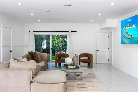 1651 SW 13th Avenue Miami FL 33145