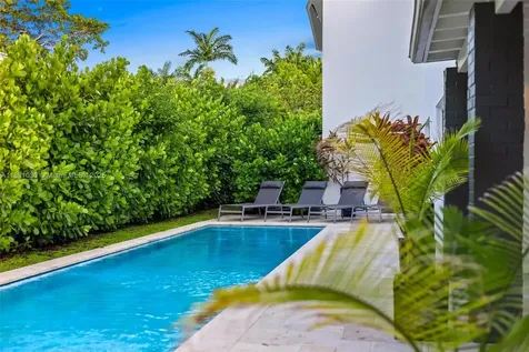 1651 SW 13th Avenue Miami FL 33145