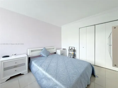 1195 NW 124th Avenue Miami FL 33182
