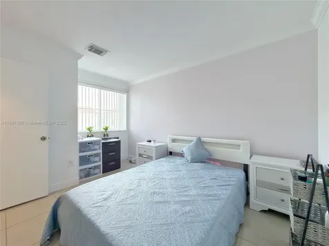 1195 NW 124th Avenue Miami FL 33182